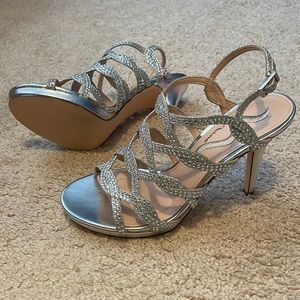 Nina Roisin silver glitter heel size 7.5
